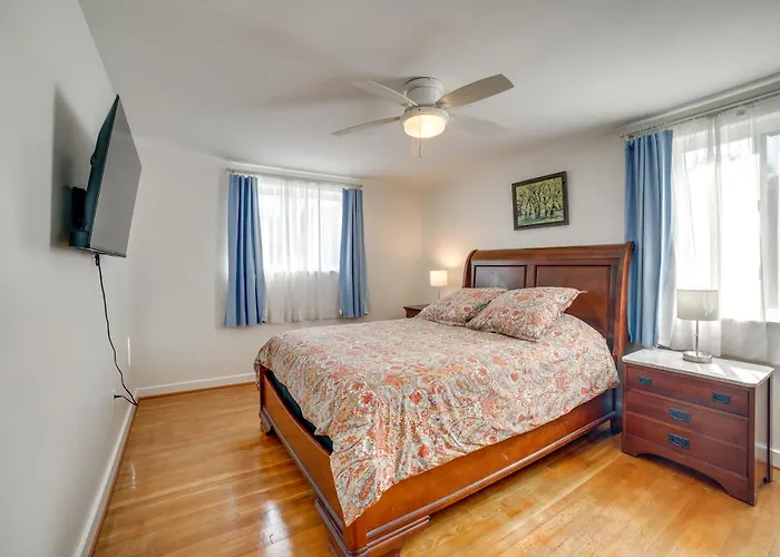 6 Mi To Dtwn: Townhome W/ Porch *